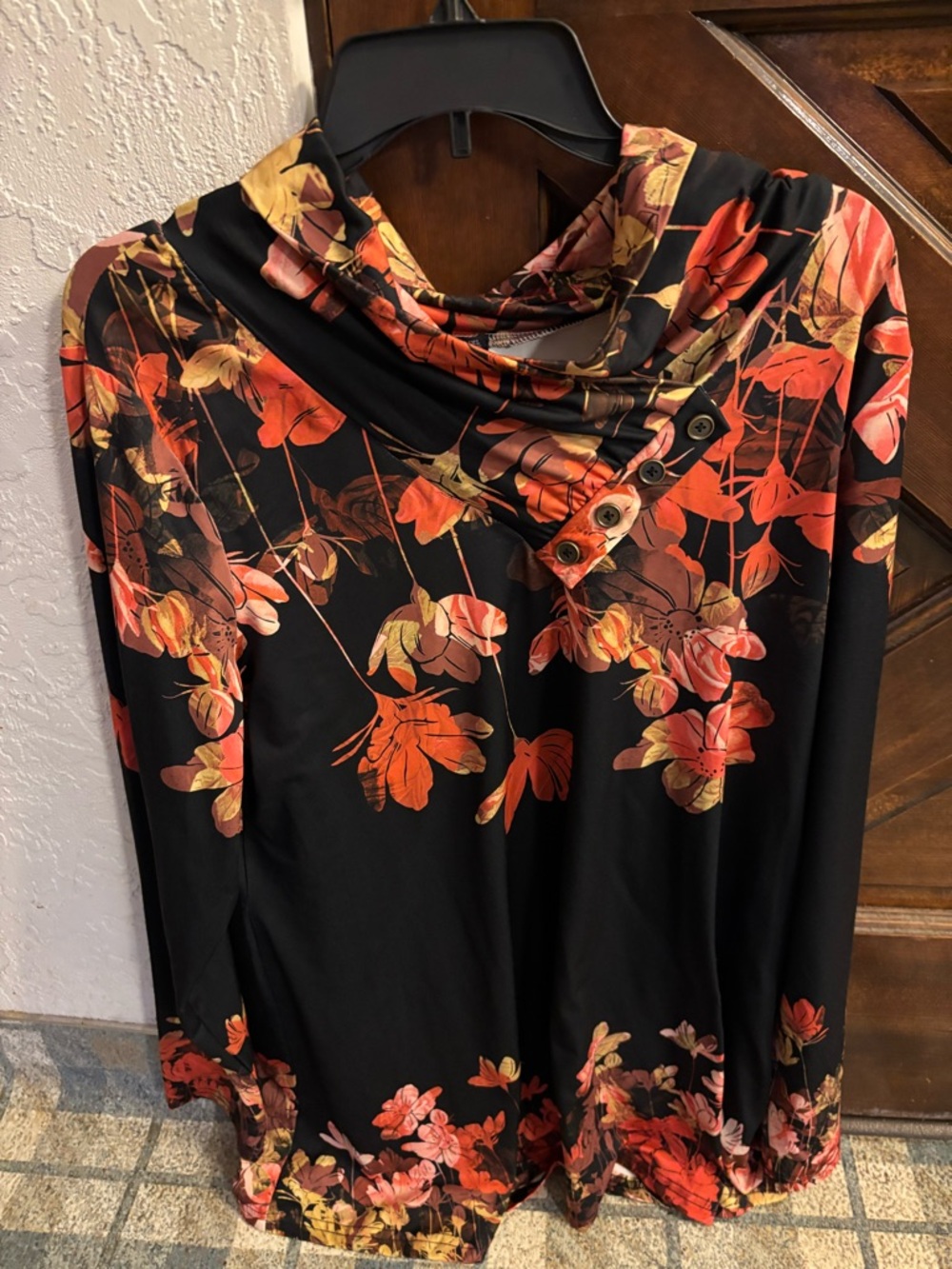 Azalea black floral top